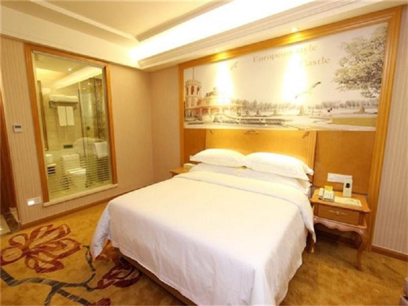 Vienna Classic Hotel Shenzhen Bantian Wuhe Avenue Exterior foto